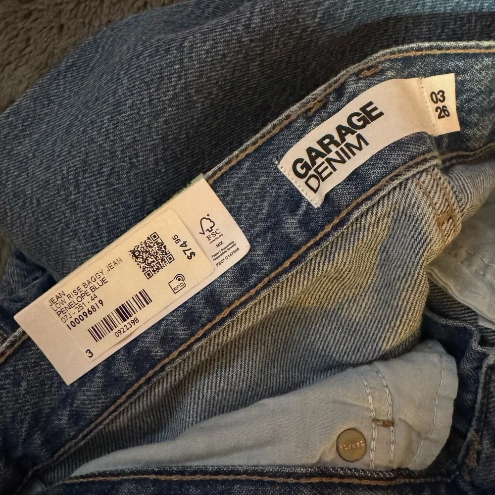 Garage - Low Rise Baggy Jeans - Picture 6 of 6